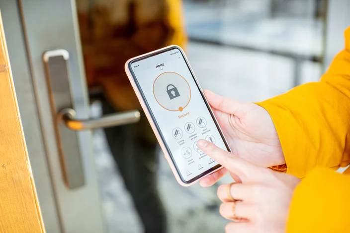 How Smart Locks & Smart Security Go Hand in Hand